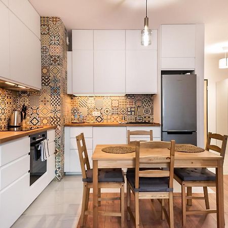 Saska Kepa Bright Apartament Varşovia Exterior foto