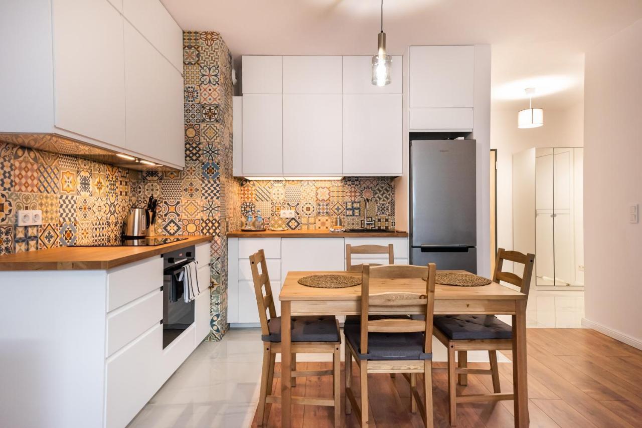 Saska Kepa Bright Apartament Varşovia Exterior foto