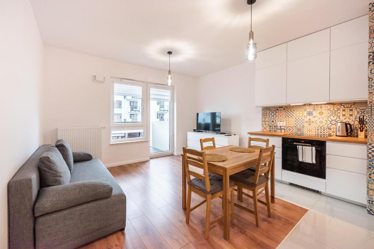Saska Kepa Bright Apartament Varşovia Exterior foto