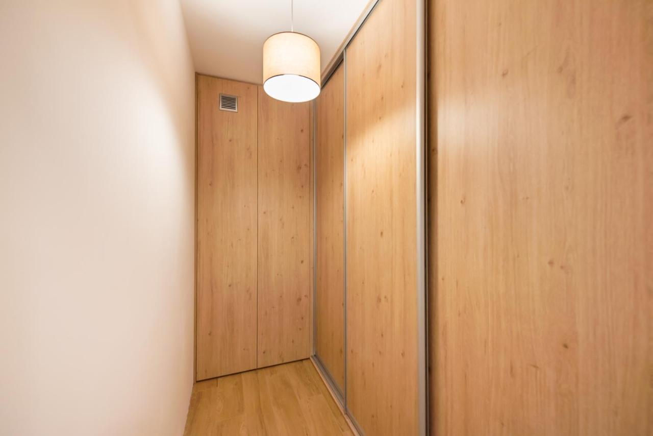 Saska Kepa Bright Apartament Varşovia Exterior foto